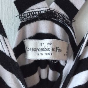 Abercrombie & Fitch Tops - Abercrombie and Fitch Top Abercrombie & Fitch Tops - Abercrombie and Fitch Top